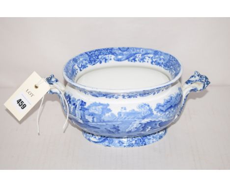 A 19th Century Copeland Spode 'Italian' pattern tureen.