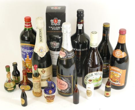 A group of bottled alcohol to include a Taylor's late bottled vintage port, 2012, Pink lady sparkling perry, Asti Spumante ma