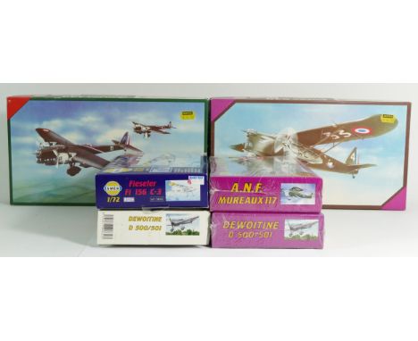 Smér, six vintage plastic 1:72 kits of aviation models, 0850, two 0830, 0893, 166 and 167. 