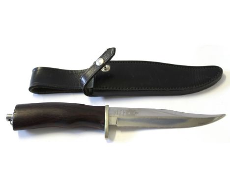 Wilkinson Sword knife in sheath, blade length approx 15cm