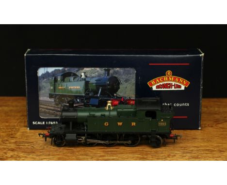Bachmann Branch-Line OO Gauge 32-127 Class 45XX 2-6-2 tank locomotive, GWR green livery, No.4550, boxed 