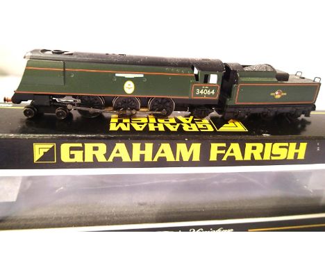 Graham Farish N gauge 372-276 Battle of Britain Class 34064, Fighter Command, BR Green, Late Crest, boxed. P&P Group 1 (£14+V