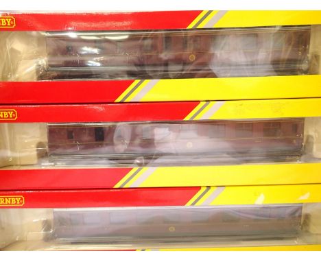 Three Hornby LMS red coaches R4388 composite  4183, two R4389 brake/third 5200, boxed. P&P Group 1 (£14+VAT for the first lot