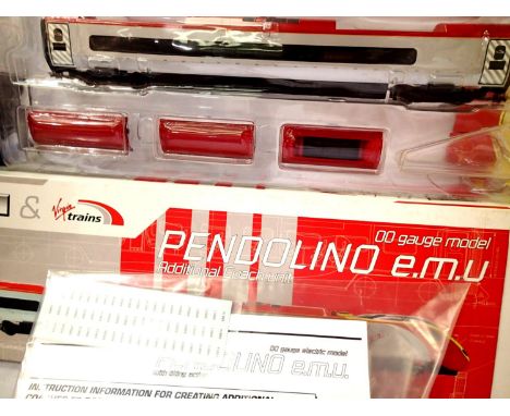Dapol DPC 01 coach for non pantograph Pendolino EMU Virgin Livery. P&amp;P Group 1 (£14+VAT for the first lot and £1+VAT for 
