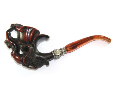 An ornate tobacco pipe, L. 17cm.