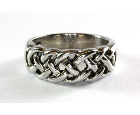 A 9ct white gold Celtic style ring, approx. 9.8g,(S).