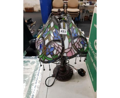 TIFFANY LAMP 