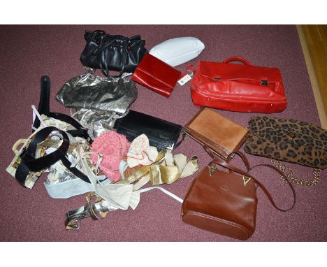 A quantity of vintage and later ladies handbags, to include: Momento by Yenko, Italy; Cedy-Italy; together with a quantity of