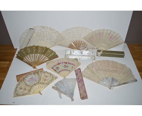 A collection of late 19th/early 20th Century fans, to include: Regency style, laurel leaf and sequin panels, decorative horn 