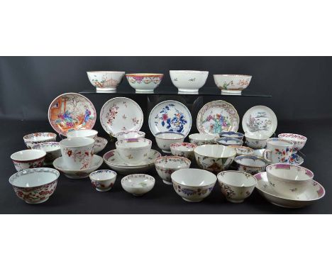 Various items of Chinese export tea wares, includes tea bowls, saucers and waste bowls, including a tea bowl and saucer with 