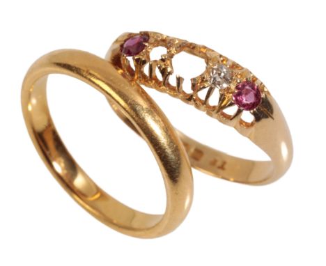 A 22CT GOLD WEDDING BAND together with an 18ct gold ruby and diamond gypsy style ring, ( two stones missing), approx 7grams t