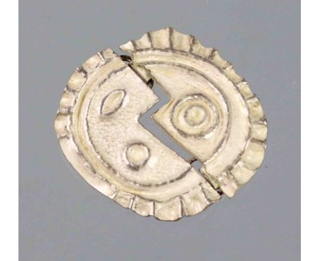 Mid Century Gürtelschließe 1960er Jahre Silber punziert 800, ca. 15,3 Gramm, in der Art von Picasso in runder zweiteiliger Fo