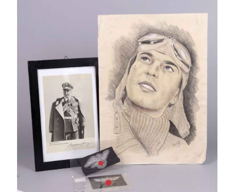 Piloten Portrait 1940 u.a. partiell weiß gehöte und farbig aquarellierte Kohlezeichnung rechts unten bezeichnet Conny sowie d