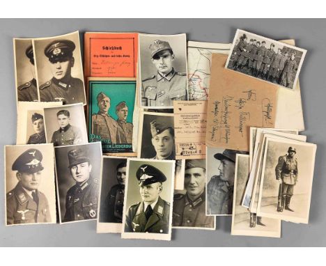 Posten Fotos, Liederbuch und -karten u.a. 2 WK dabei 19 SW-Fotos/-karten überwiegend mit Portrait- und teils Gruppenaufnahmen