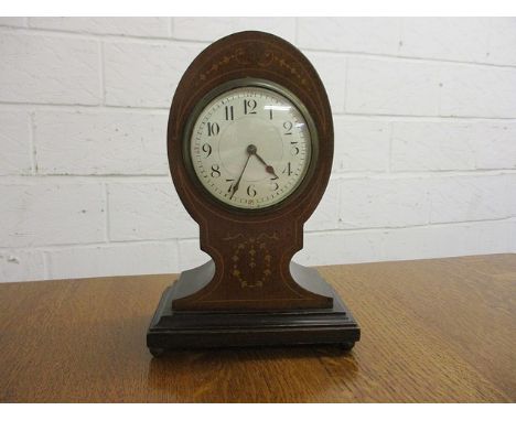 An Edwardian Sheraton revival inlaid mahogany mantel clock, 10 h