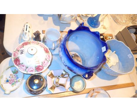 Mixed ceramics including Zsolnay Pecs 