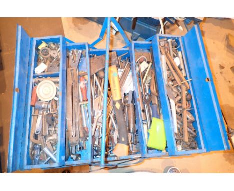 Cantilever metal tool box and tool contents 