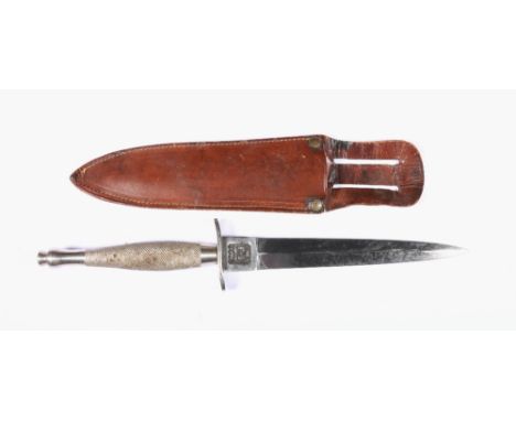 British F-S (Fairbairn Sykes) fighting style knife or stilletto complete with leather sheath, blade length 16cm CONDITION REP