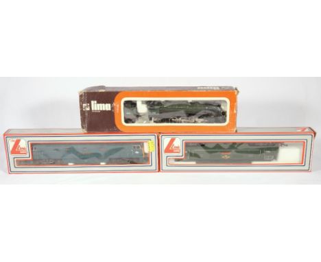 Lima HO gauge model railways including 2-8-2 locomotive and tender SNCF green, Co-Co diesel electric locomotive Western Renow
