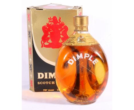 HAIGS DIMPLE blended scotch whisky 26 2/3 floz 70% proof, boxed