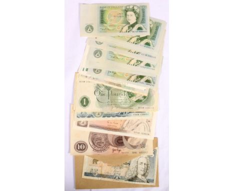 Bank of England 10 pound banknote 1971 portrait issue, 10 banknote 1988 portrait issue and two 5 pound banknotes and 25 1 pou