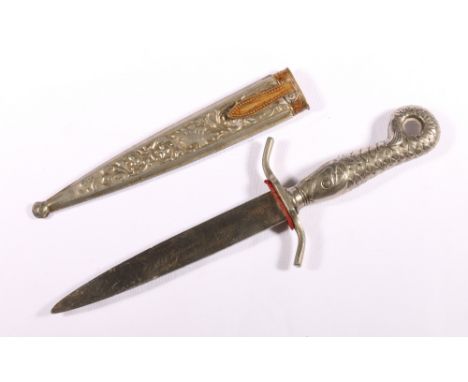 Commemorative WWI fighting knife, the blade marked for Fernando Esser of Elberfield and bearing inscription 'Remembrance from