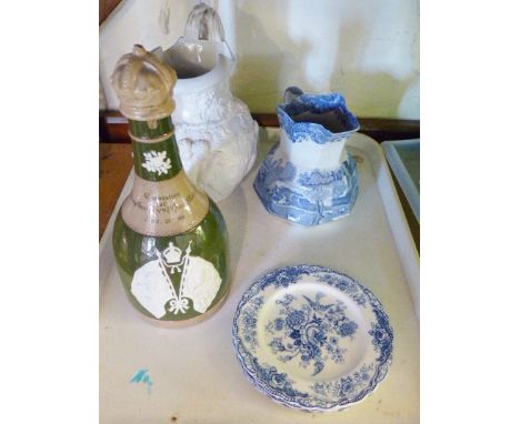 MIXED CERAMICS. Quantity of ceramics including Spode