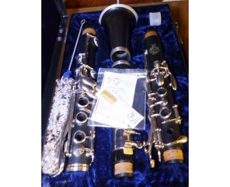 CZECH CLARINET. Amati Kraslice ACL 201 clarinet, made in Czechoslovakia