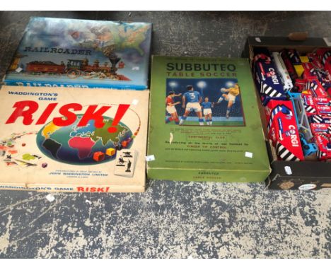 VINTAGE BOARD GAMES TO INCLUDE RISK, SUBBUTEO, RAILROADER AND VARIOUS CORGI TOY CARS.