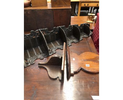 TWO OAK CLOCK BRACKETS TOGETHER WITH A CARVED FIVE TIER CORNER SHELF