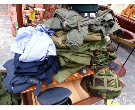 A QUANTITY OF VINTAGE AND LATER, BRITISH MILITARY UNIFORM. 