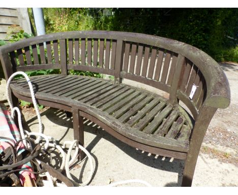 GOOD QUALITY TEAK GARDEN BENCH FROM AN OXFORD INSTITUTION