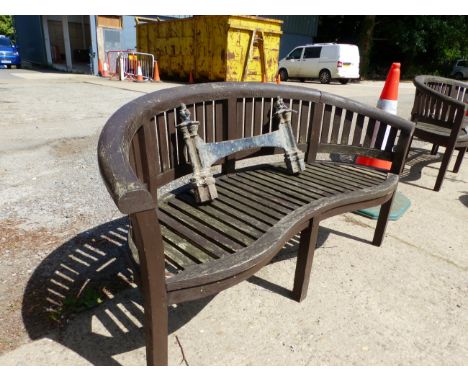 GOOD QUALITY TEAK GARDEN BENCH FROM AN OXFORD INSTITUTION