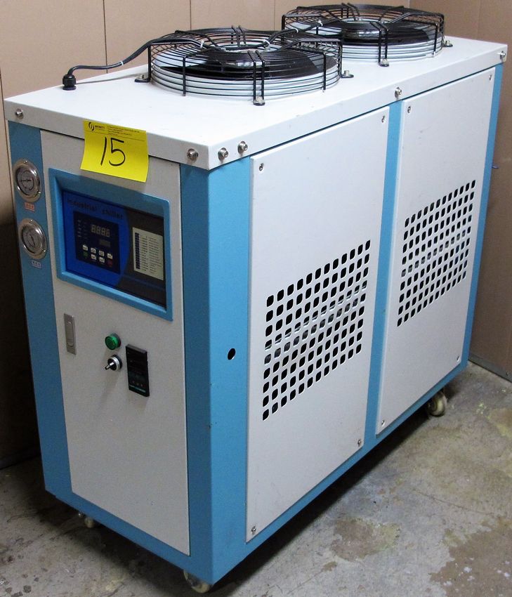 INDUSTRIAL CHILLER UNIT