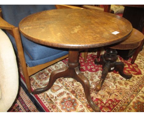 18th Century circular oak pedestal table on turned centre column and tripod supports (reduced in height)