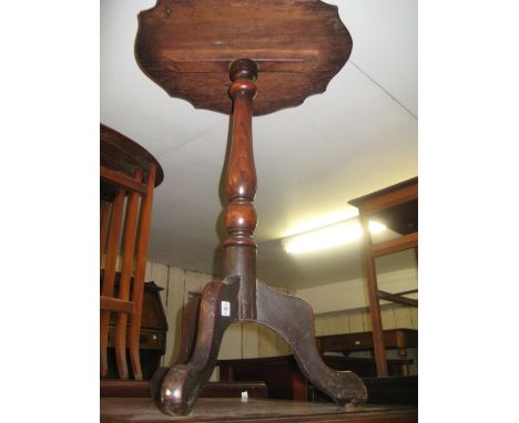 19th Century circular oak pedestal table on turned centre column and tripod support