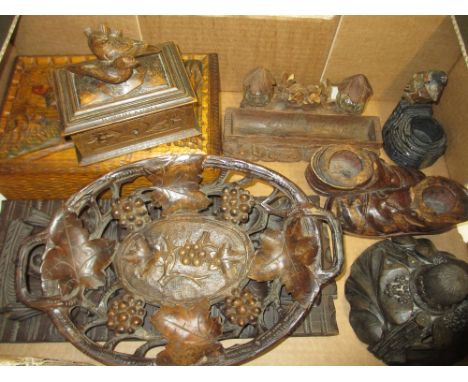 Small Black Forest jewellery box mounted with two carved figures of birds, a similar desk pen tray, another circular Black Fo