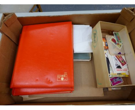 TWO ALBUMS OF CIGARETTE CARDS, VINTAGE NEWSPAPERS AND OTHER EMPHEREA. 