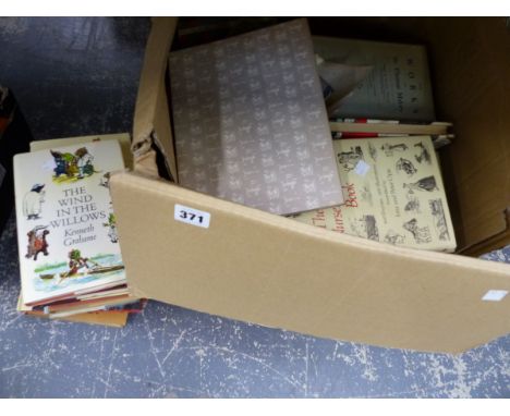A QUANTITY OF VARIOUS VINTAGE BOOKS TO INCLUDE CHILDREN'S BOOKS AND ANNUALS, HISTORICAL REFERENCE WORKS, ETC. 