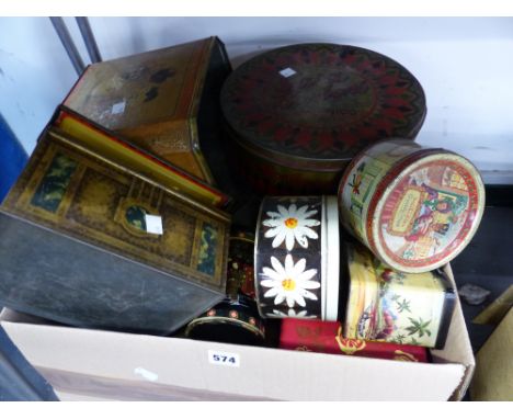 A QUANTITY OF VINTAGE SWEET AND BISCUIT TINS. 
