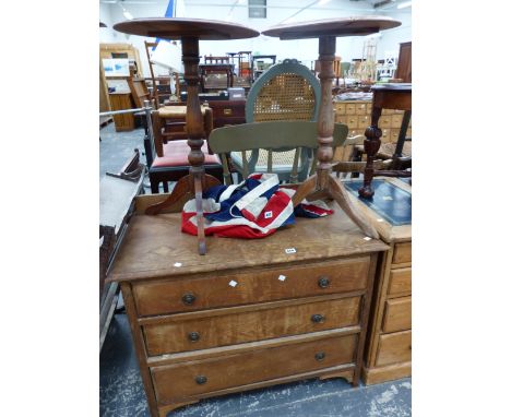 AN 18TH C. PINE TRIPOD TABLE, A SIMILAR LATER EXAMPLE, AND A SMALL OAK THREE DRAWER CHEST. 
