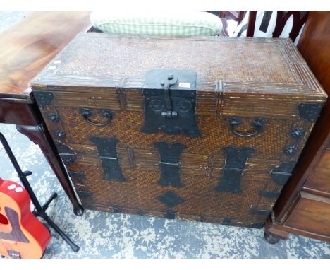 A VINTAGE ORIENTAL MARRIAGE CHEST. 