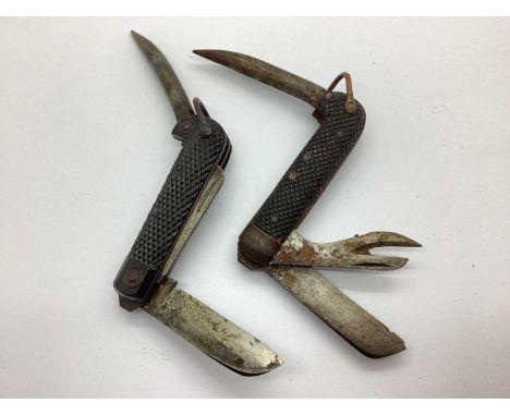 WWII British Army Jack Knife, with tin opener, manufacturer Wostenholm, Sheffield Year 1940 with broad arrow; similar jack kn