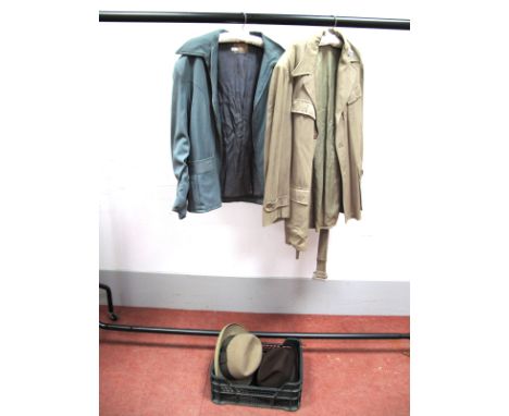 A Mid XX Century Vintage Gents Jacket, by Allen MFG, Denver, Colorado, in blue virgin wool with zip front; a Turner Bros. Spo