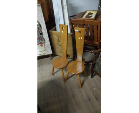 1 PAIR VINTAGE SPINNING CHAIRS
