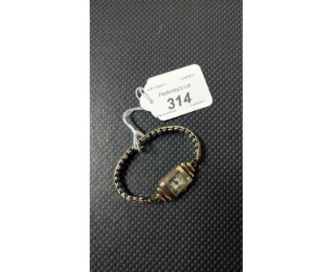 9CT GOLD CASE LADIES VINTAGE WATCH