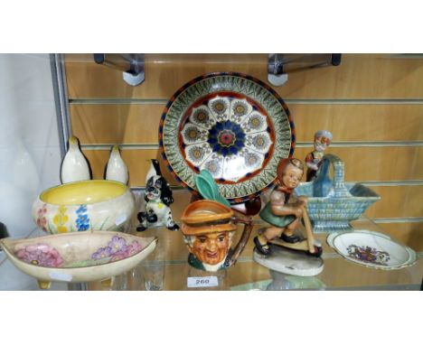 SHELF OF GREY'S POTTERY DISH , ROYAL DOULTON PLATE ETC