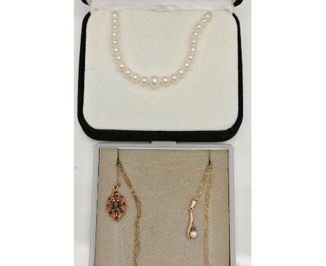 TWO 9CT GOLD GEM SET PENDANT NECKLACES AND A BOXED CULTURED FRESH WATER PEARL NECKLACE, the first pendant of a lozenge form s