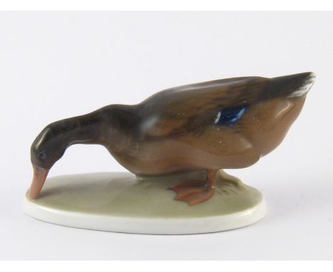 A Rosenthal ceramic figure of a duck, impressed model No. 172 and impressed 25, green  backstamp. Length 9cm. 