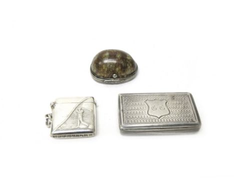 A hinge lidded vinaigrette formed from a mounted sea shell, having a plain pierced hinged grille, the hinged cover monogram e